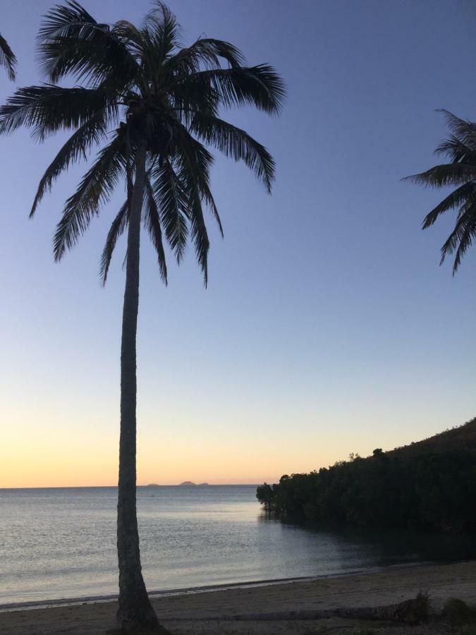 Island Views Bed & Breakfast Airlie Beach Exterior photo
